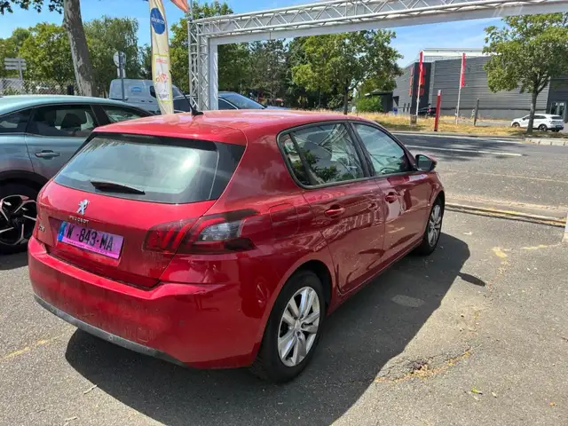 Peugeot 308 view 12