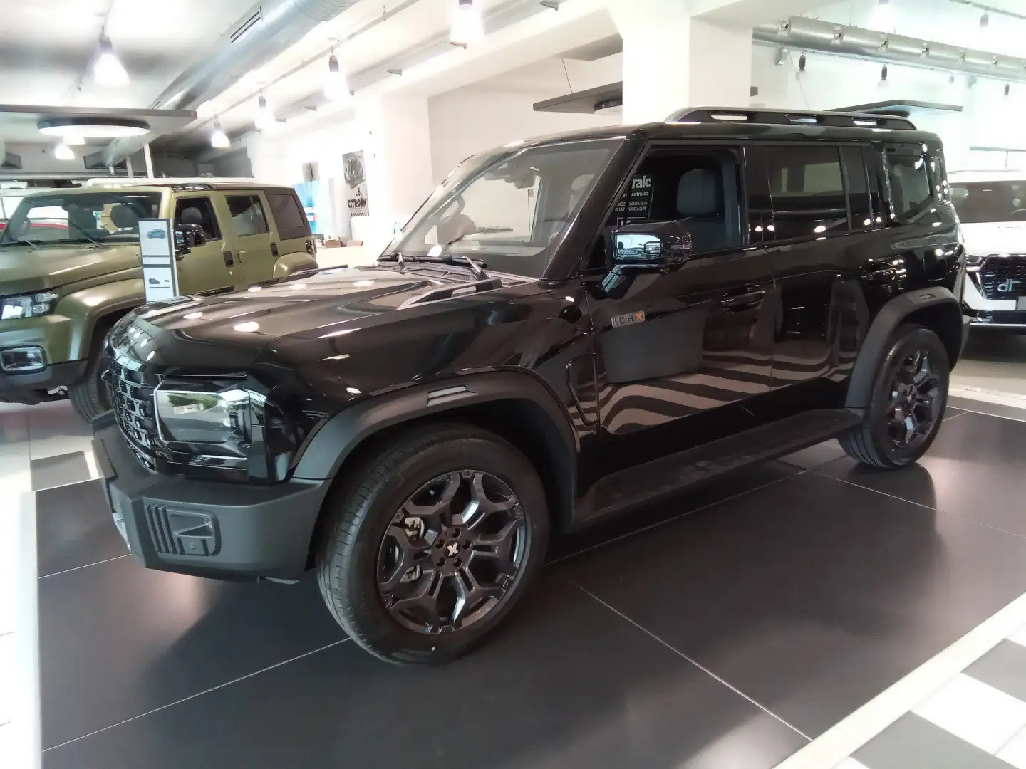 ICH-X K3 2.0 DCT 4WD Nero - 1