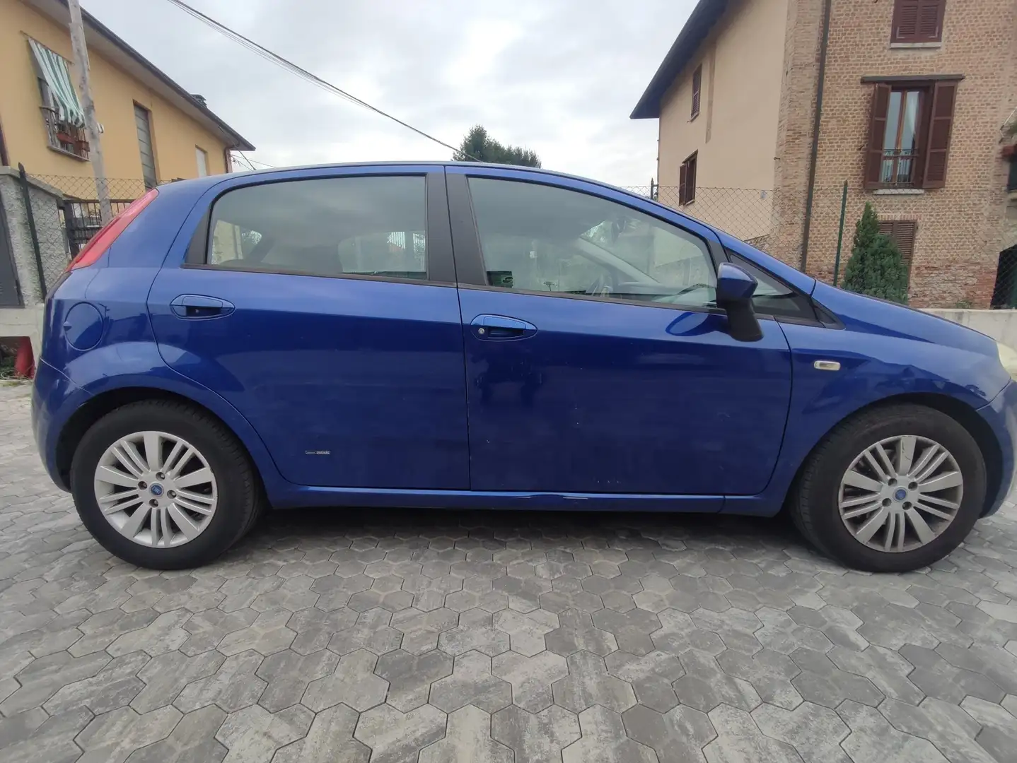 Fiat Grande Punto 5p 1.3 mjt 16v Dynamic 90cv 6m - 1
