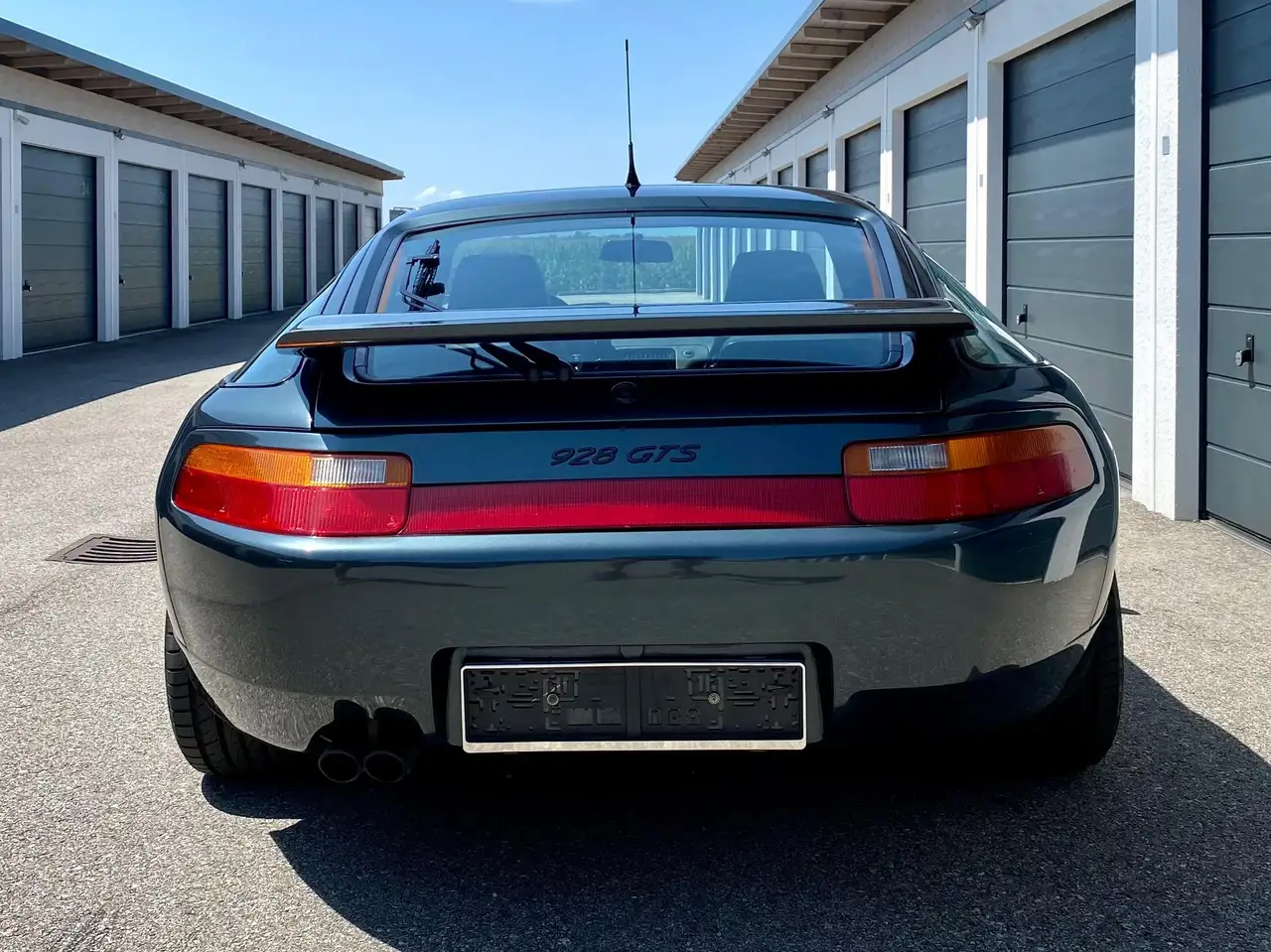 Porsche 928 GTS Aut., foto 8