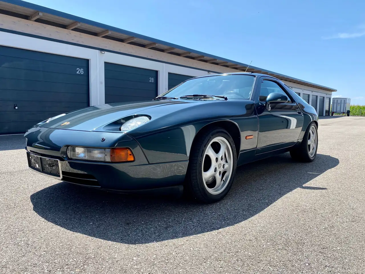 Porsche 928 GTS Aut., foto 3
