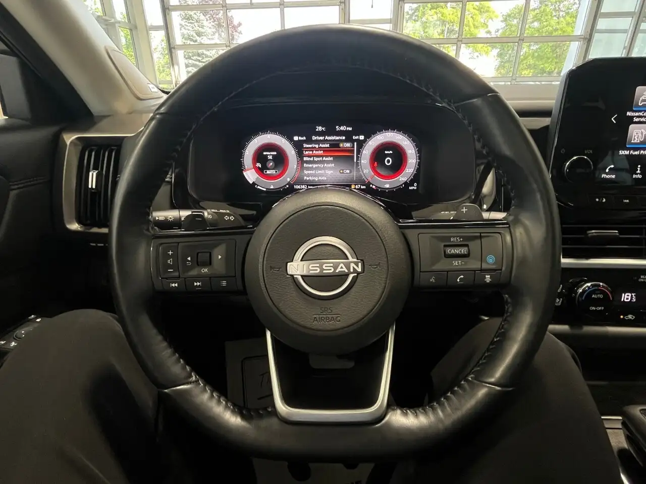 Nissan Pathfinder fotografie Nissan Pathfinder