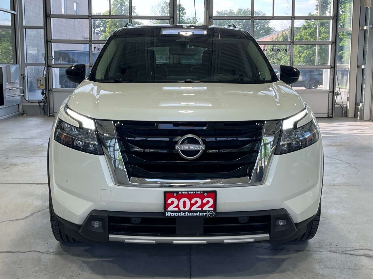 2022 Nissan Pathfinder Platinum V6 4x4 at — снимка 1