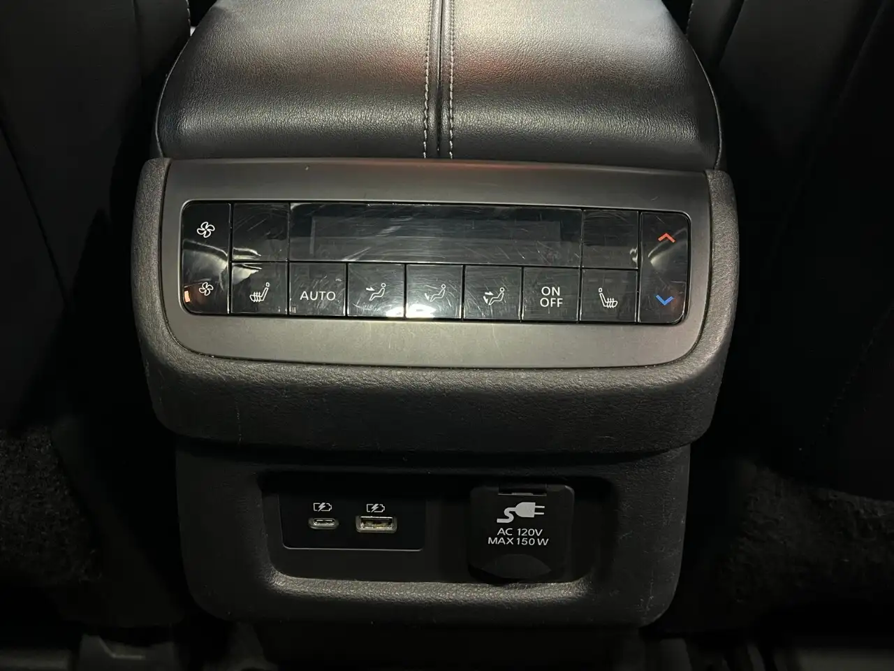 Nissan Pathfinder fotografie Nissan Pathfinder