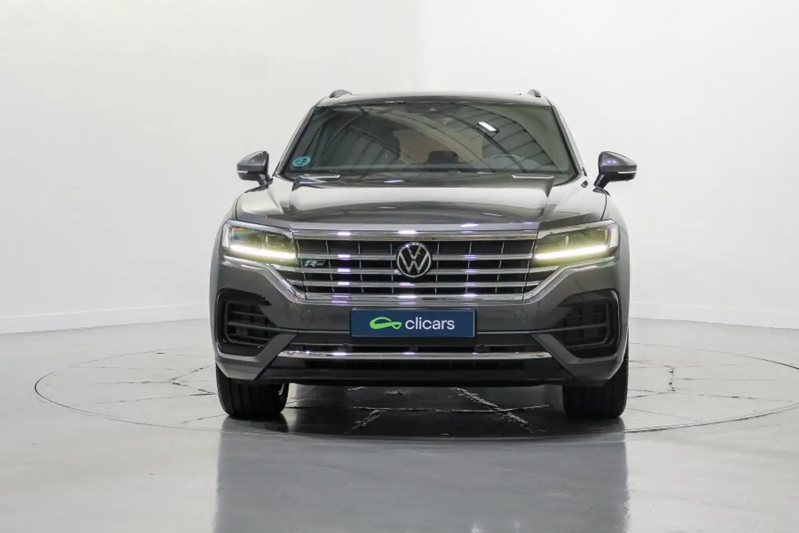 Volkswagen Touareg 3.0TDI V6 R-Line Tiptronic 4Motion 170kW Gris - 2