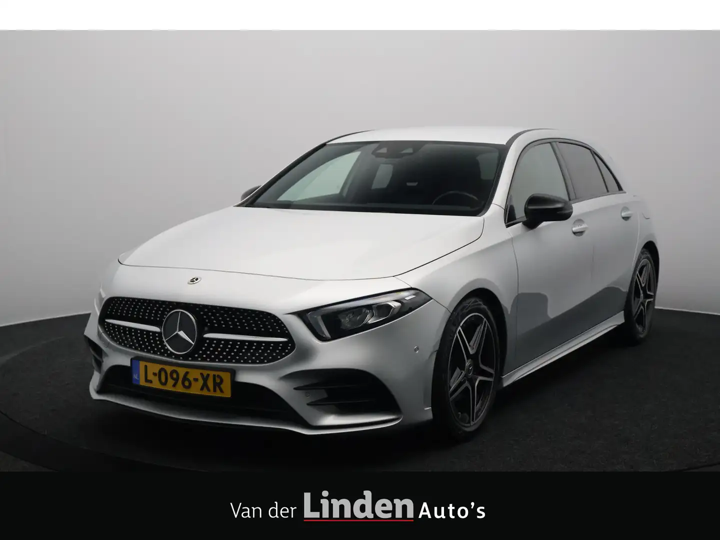 Mercedes-Benz A 180 Solution AMG | 22000 KM | Sfeerverlichting | Camer Gris - 1