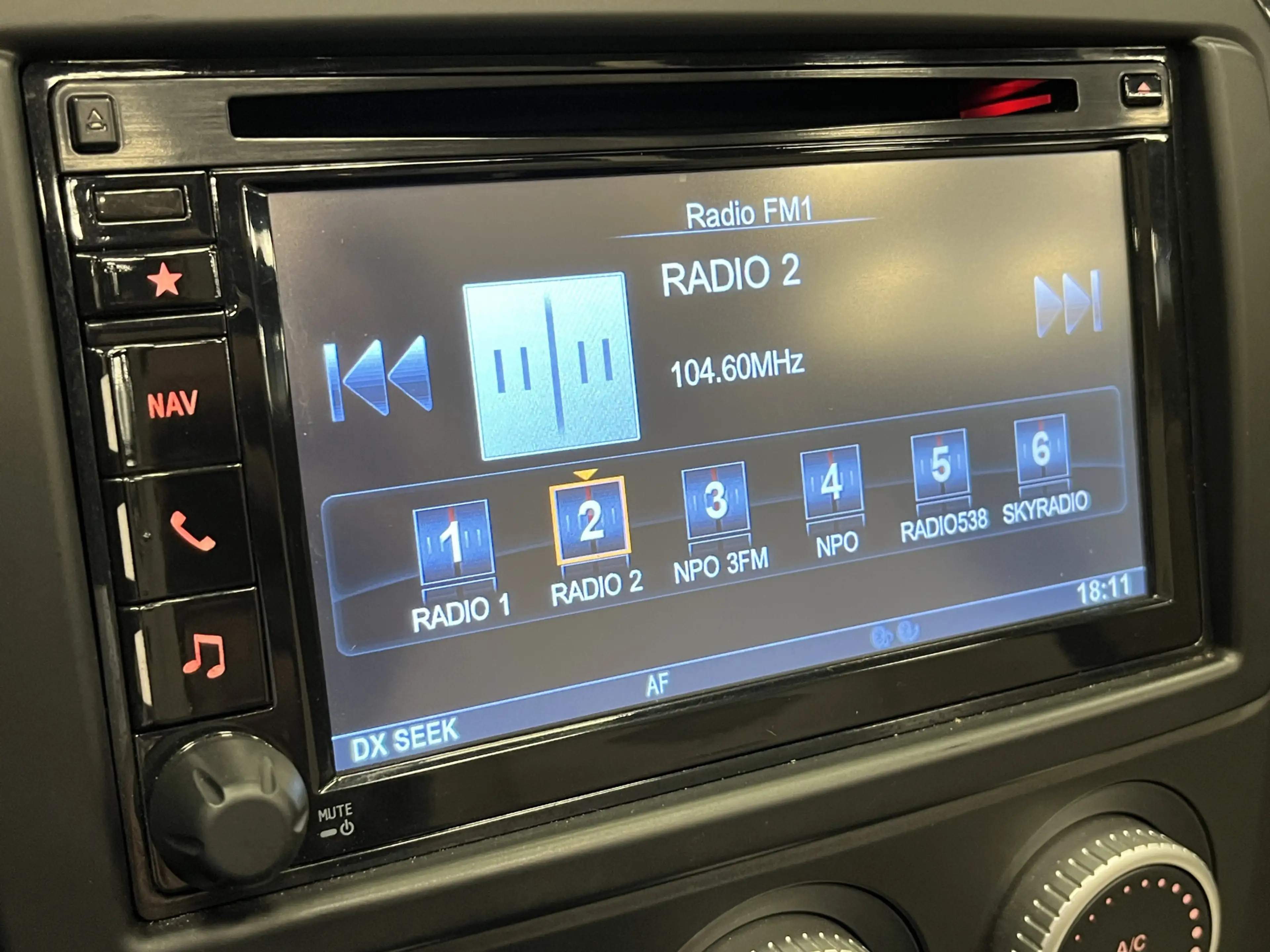 Mazda MX-5 NC Roadster 1.8i Silver Edition Airco Leder Navi C — photo 35