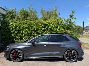 RS3 Sportback open dak/B&O geluid/keyless entry/zetelverwarming etc