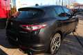 Alfa Romeo Stelvio Veloce Q4 Werksgarantie 06-2027 Schwarz - thumbnail 3