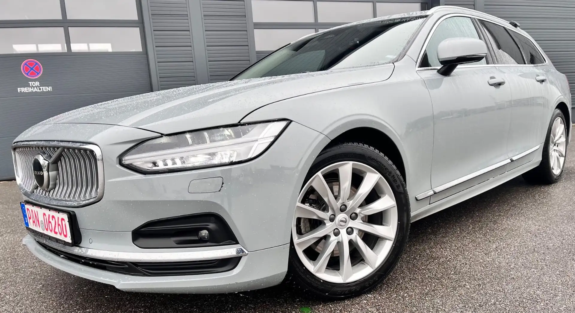 Volvo V90 Kombi Plus Bright*LED*Harman-Kar.*TOP*1 HAND Grau - 1