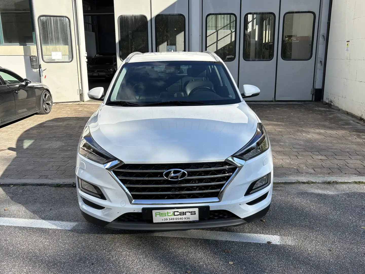 Hyundai TUCSON 1.6 t-gdi Automatic Trend 2WD Bianco - 2