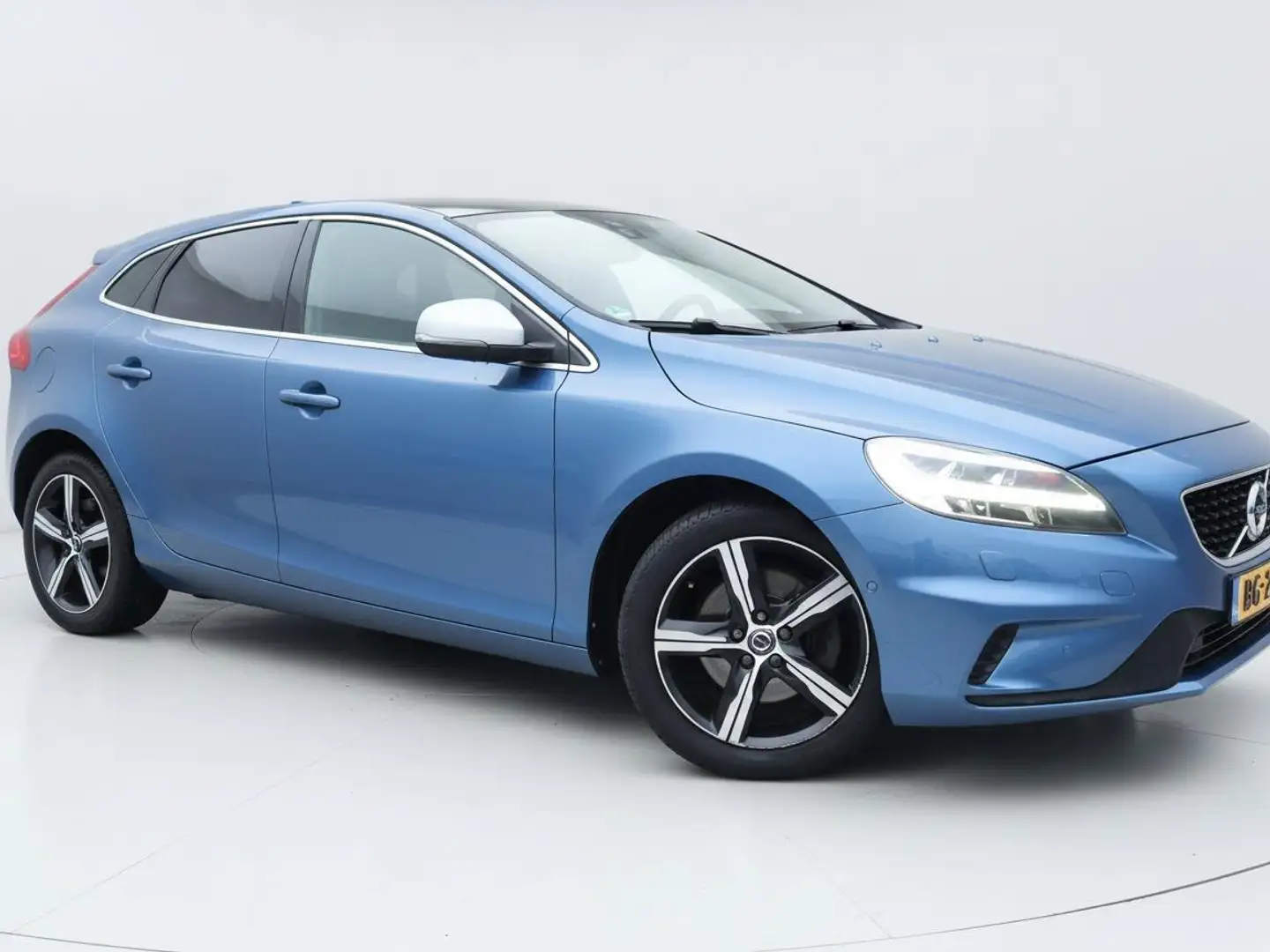 Volvo V40 2.0 T4 Business Sport R-design | Clima | Cruise | Blau - 2