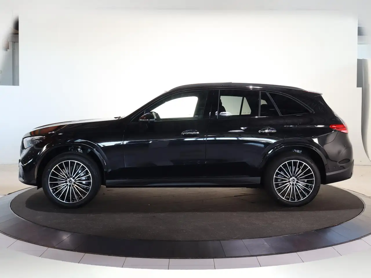 Mercedes-Benz GLC 2026