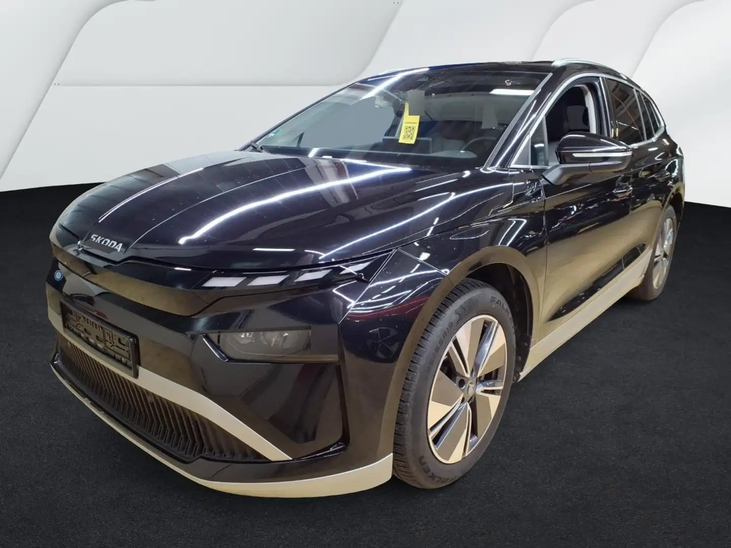 Skoda Enyaq 85x Pano AHK MatrixBeam Wärmepumpe AHK Pano W-Pump Schwarz - 2