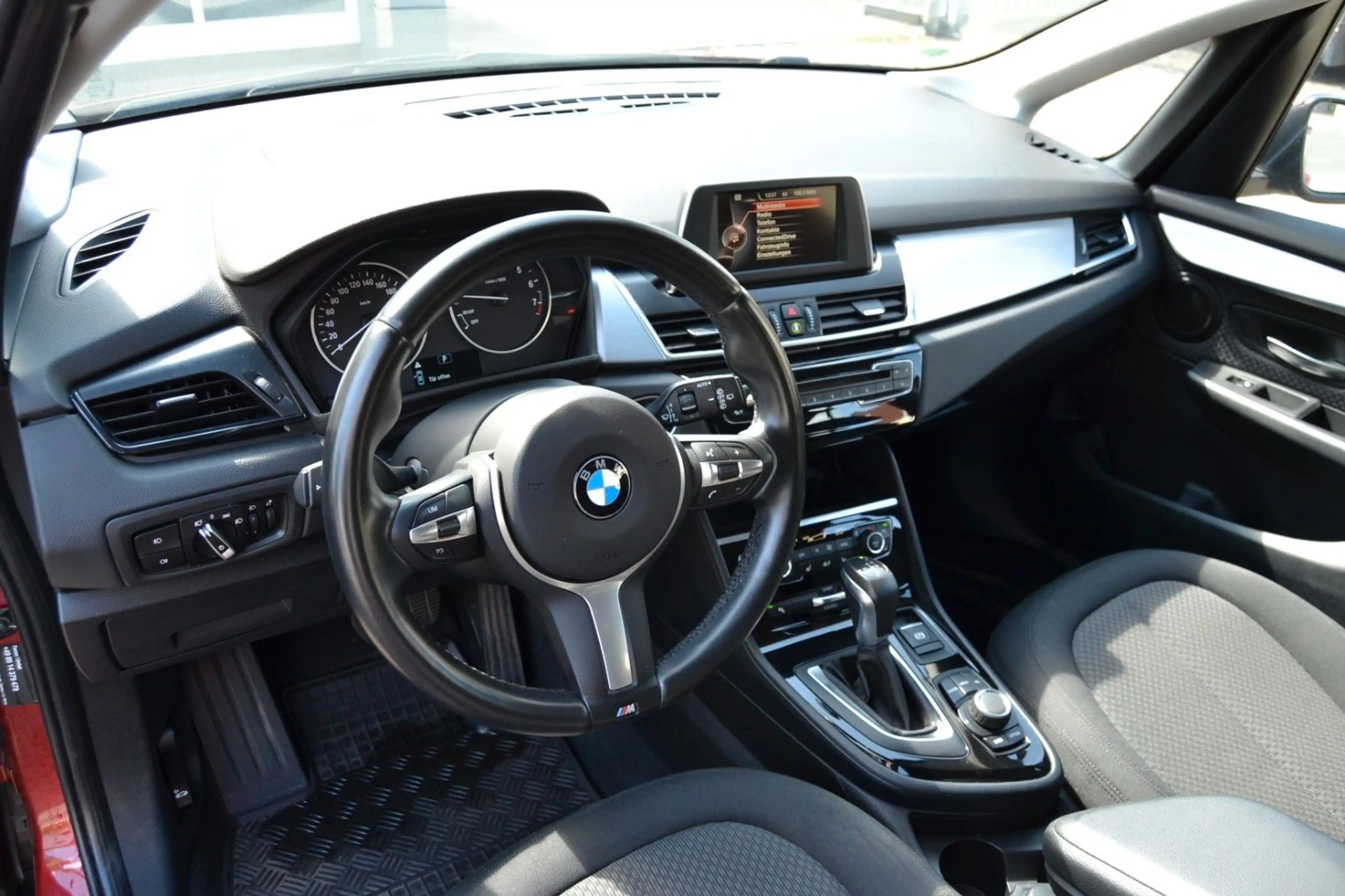 BMW 220 i Active Tourer *Autom.*Sport Line* Wenig KM — photo 10