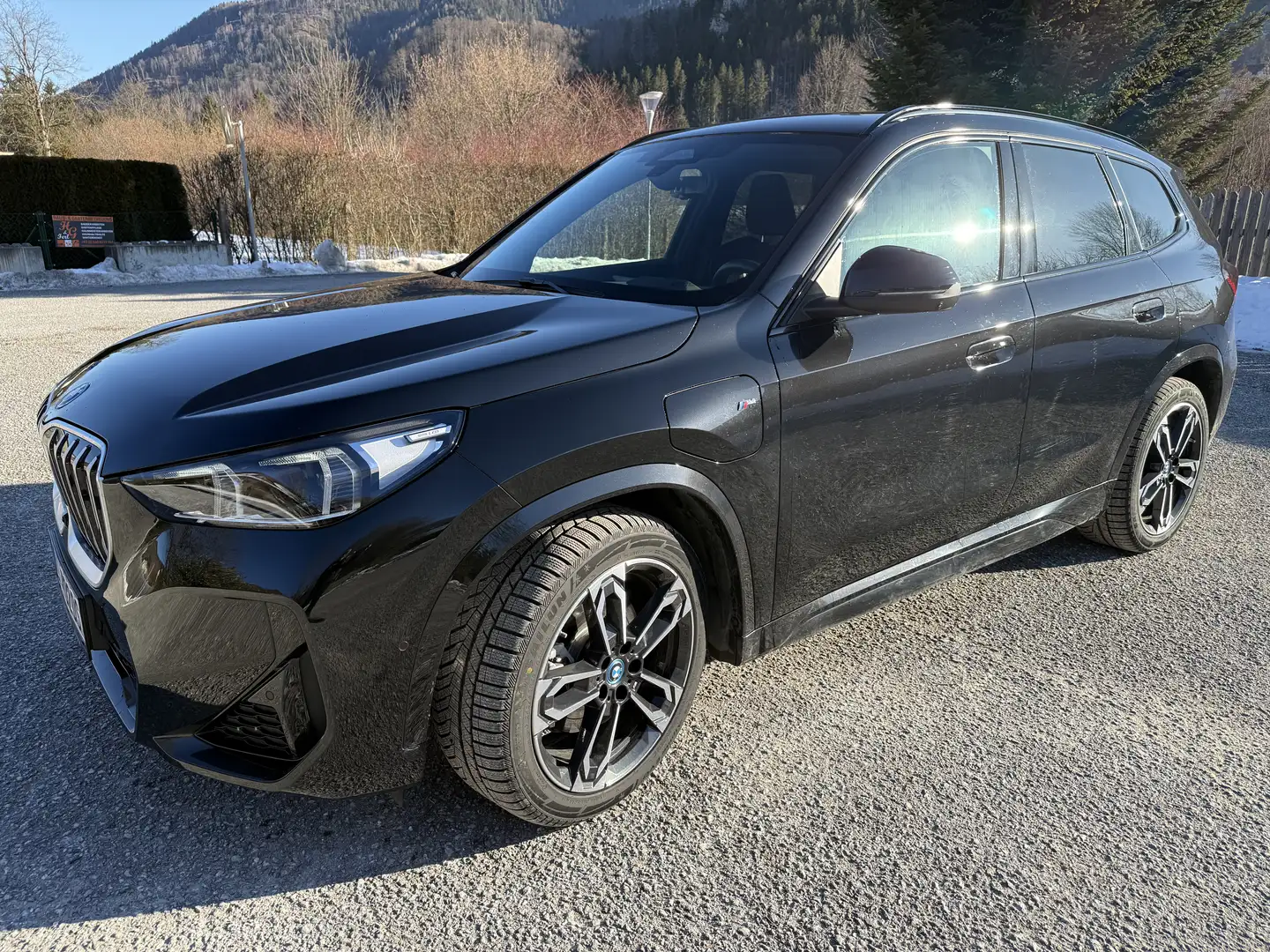 BMW X1 M Schwarz - 2