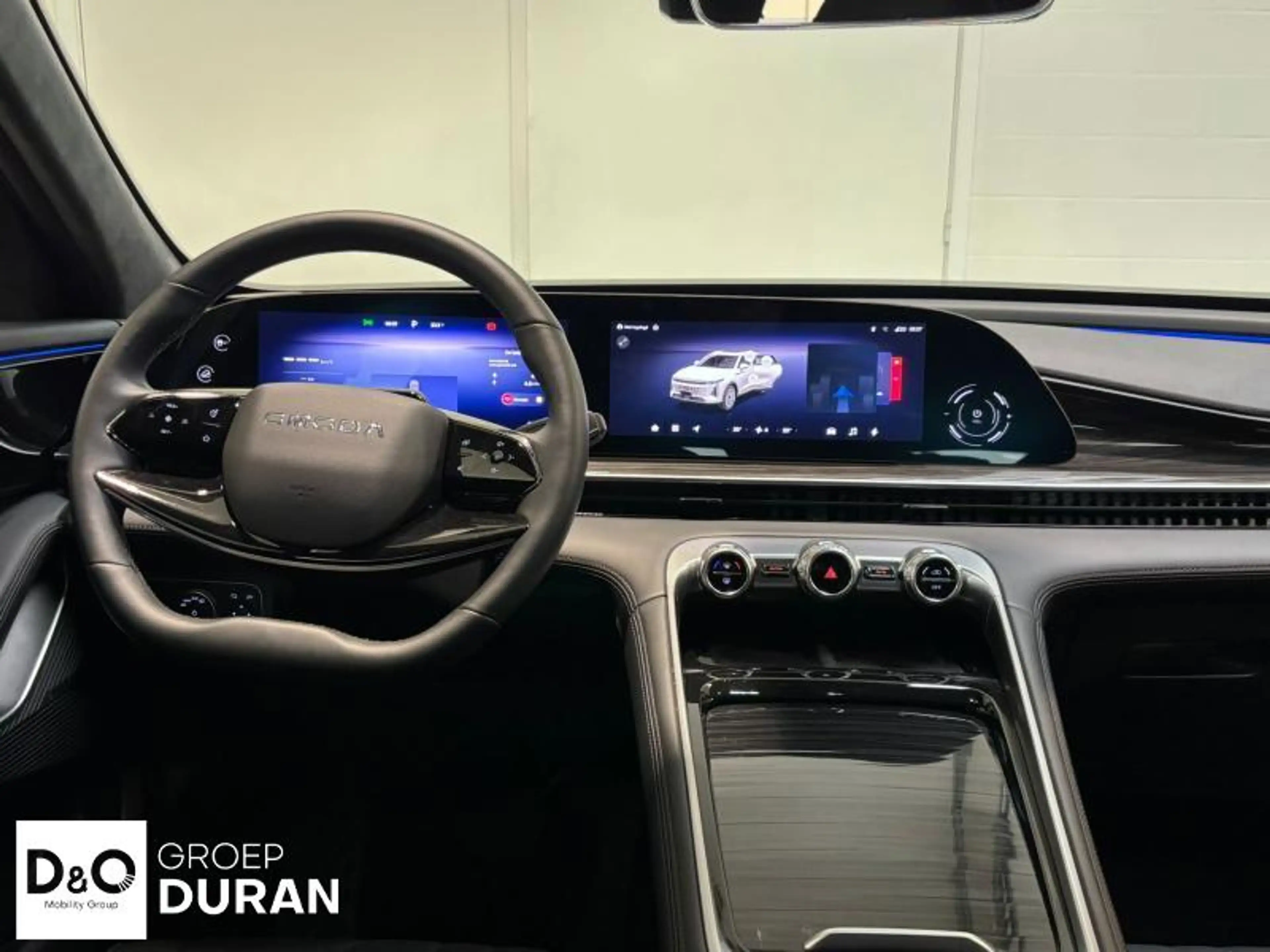 Omoda 9 premium plug in hybrid — photo 10