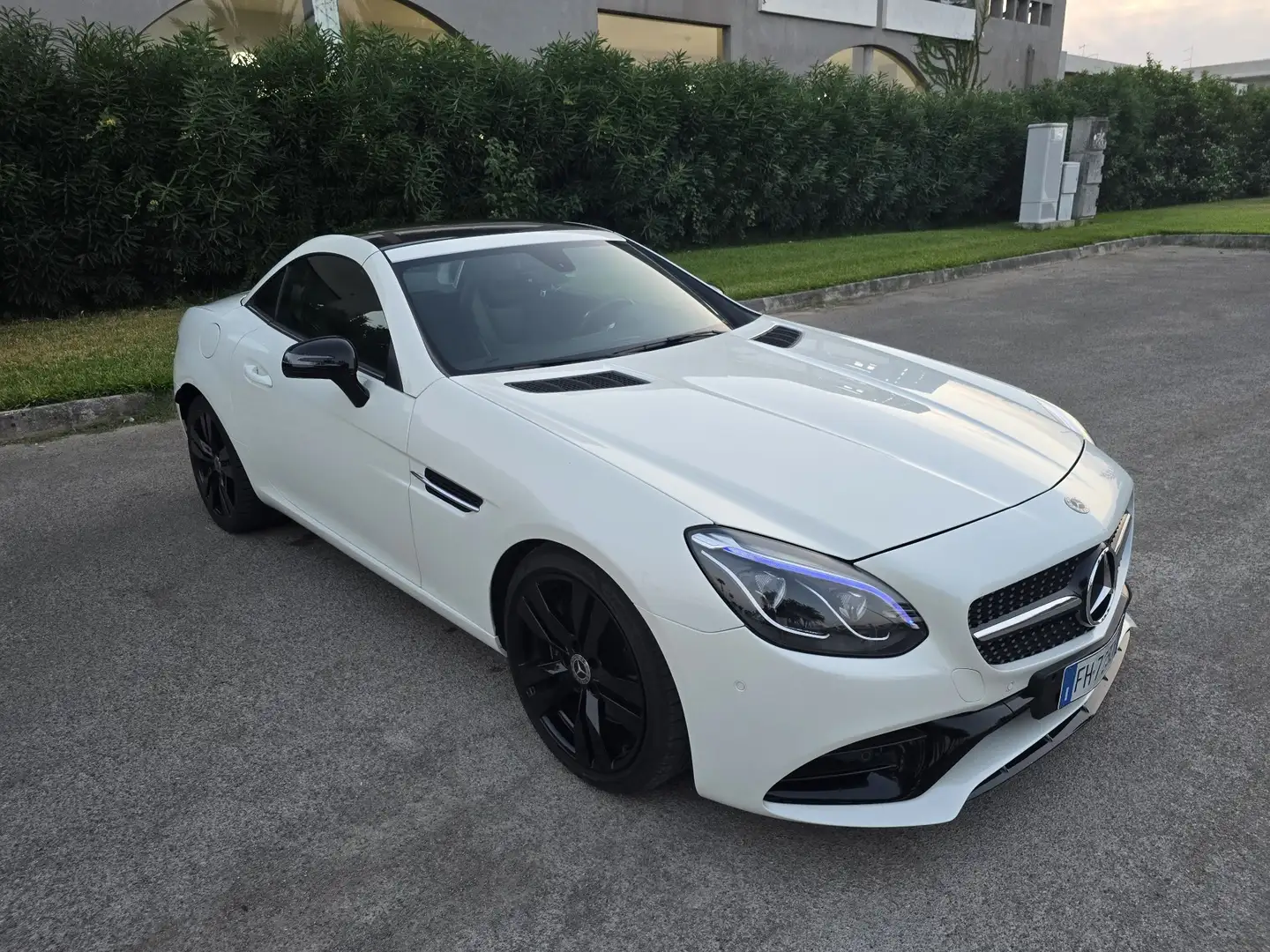 Mercedes-Benz SLC 250 d AMG Line auto - 1