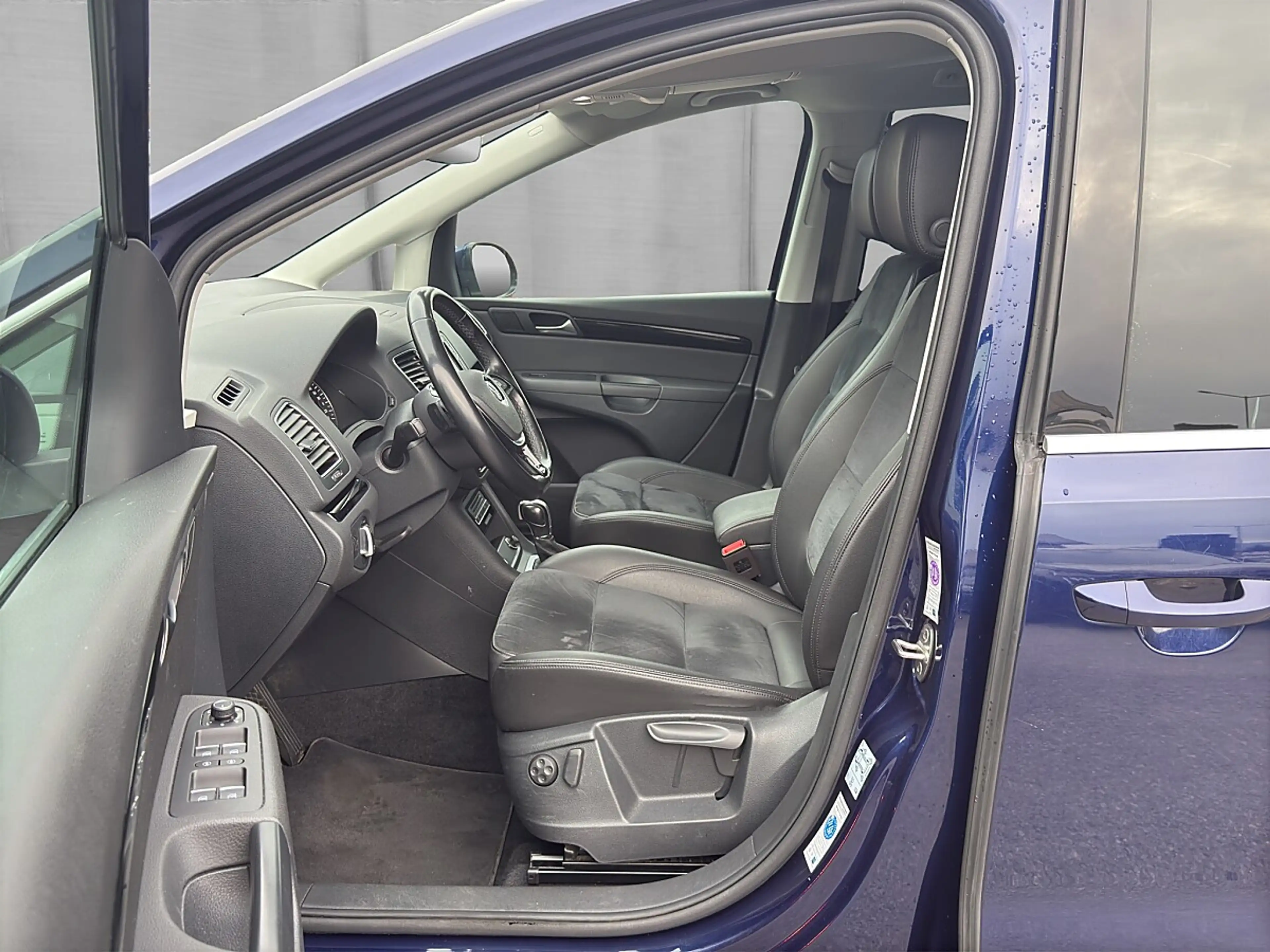 Volkswagen Sharan Business+ SCR 2,0 TDI DSG — photo 9