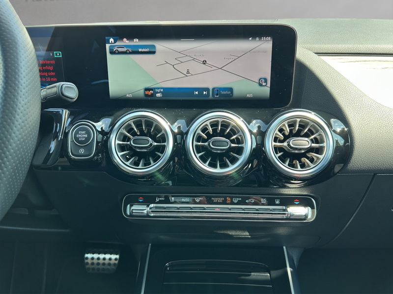 Mercedes-Benz GLA 35 AMG GLA35 AMG Prem+ DISTR Perf.Sitz AHK Standhz Burm — photo 11