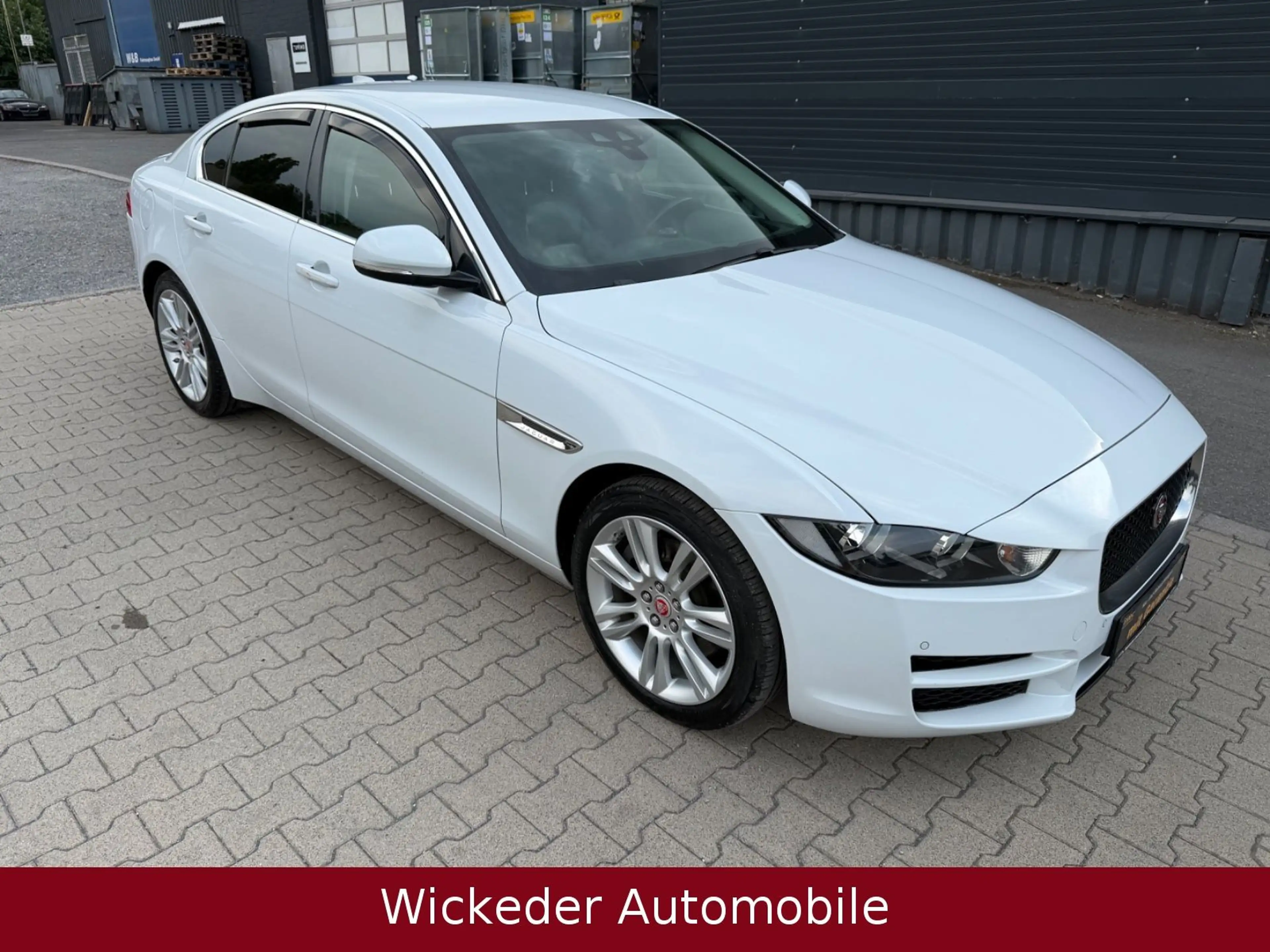Jaguar XE Prestige AWD/Tüv Neu/Top Pflege