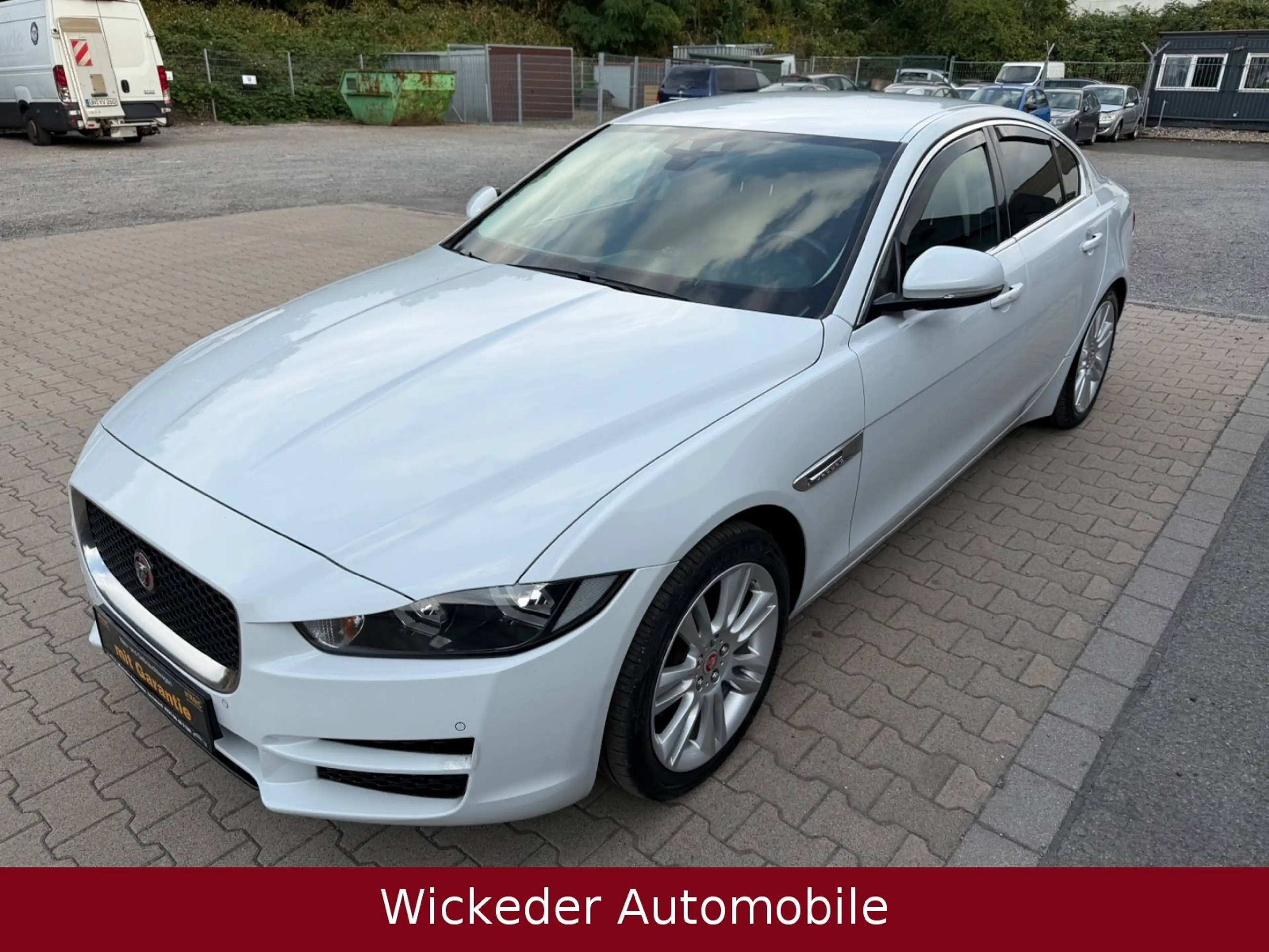 Jaguar XE Prestige AWD/Tüv Neu/Top Pflege — photo 3