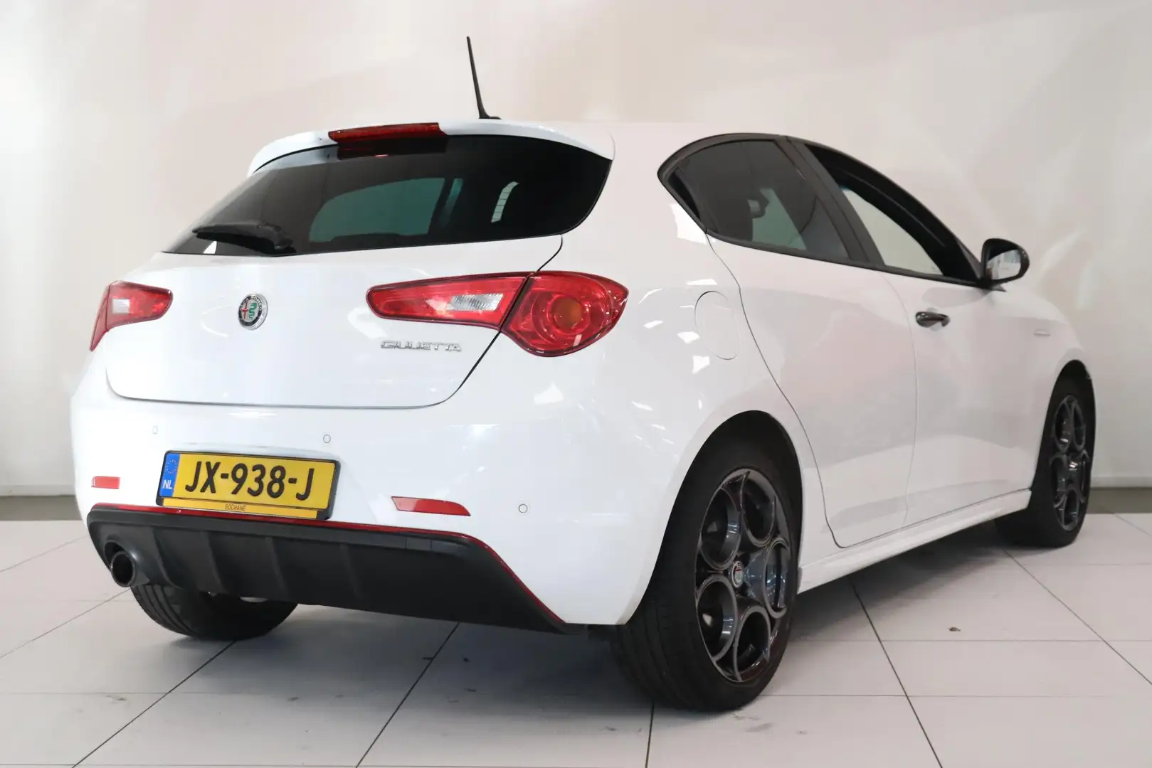 Alfa Romeo Giulietta 1.4 Turbo MultiAir Super | Climate control | Leder Blanc - 2