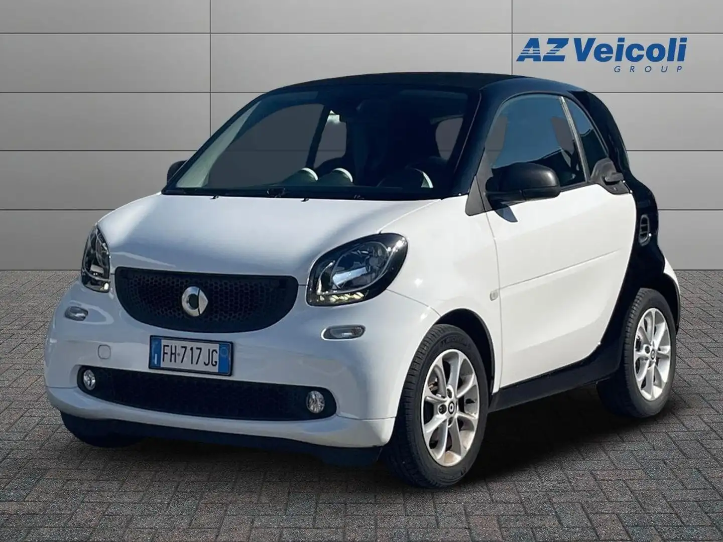 smart forTwo Fortwo III 2015 1.0 Youngster 71cv c/S.S. Blanc - 1