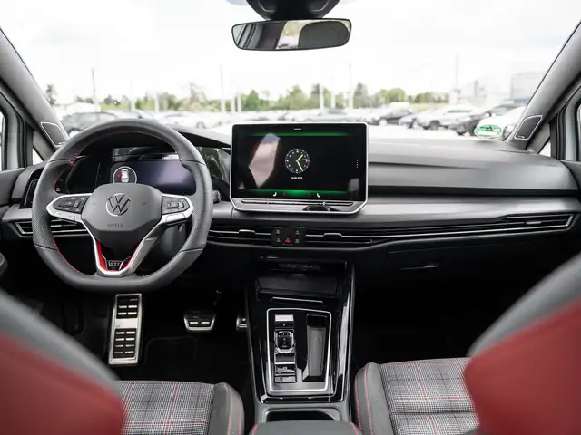Volkswagen Golf view 10