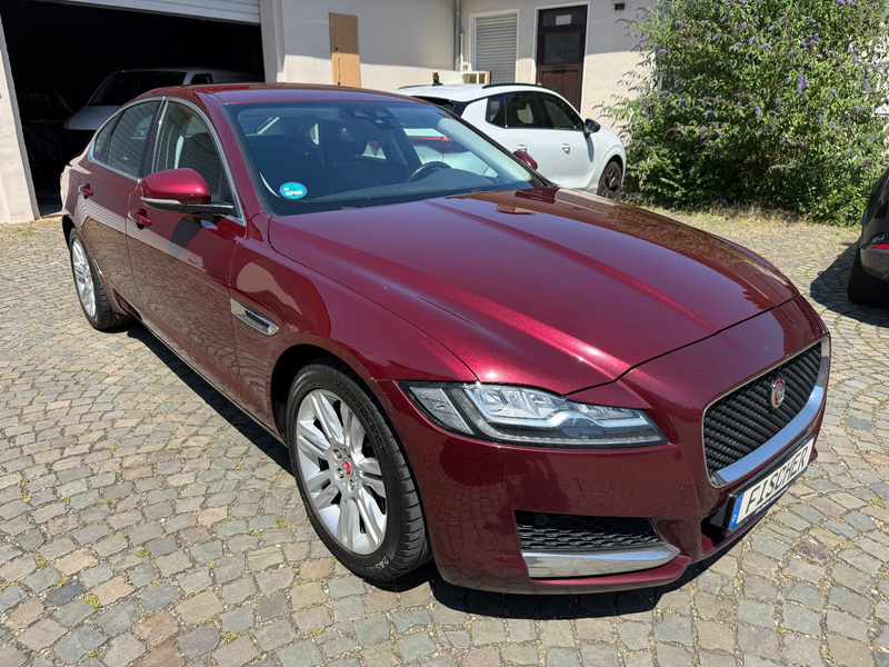 Jaguar XF Prestige + 1.Hand + — photo 2