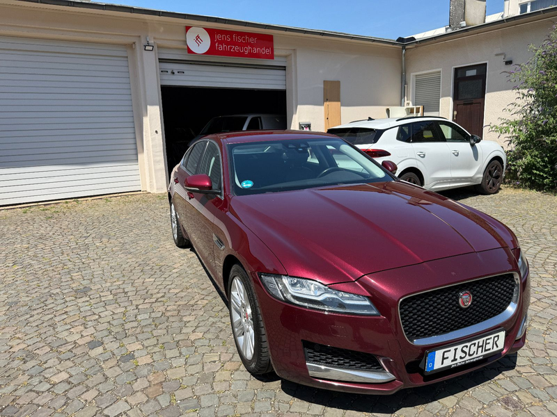 Jaguar XF Prestige + 1.Hand + — photo 3
