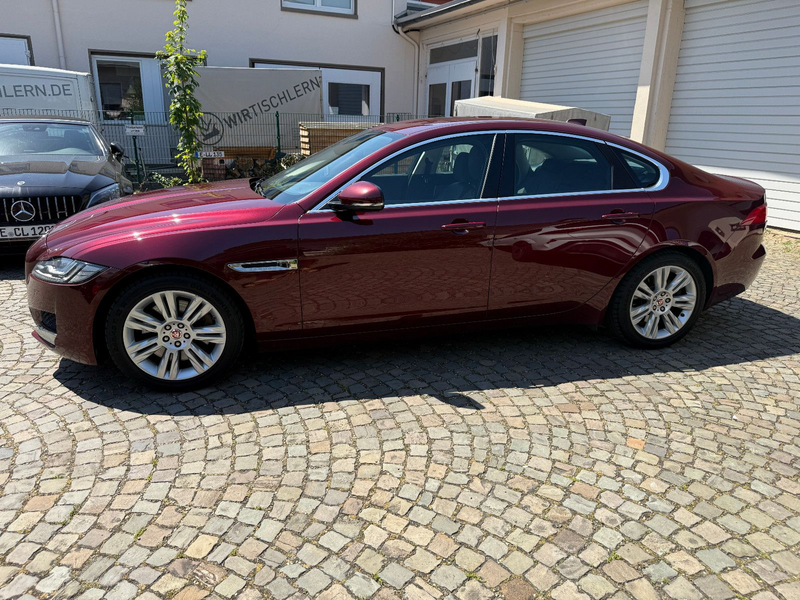 Jaguar XF Prestige + 1.Hand + — photo 9