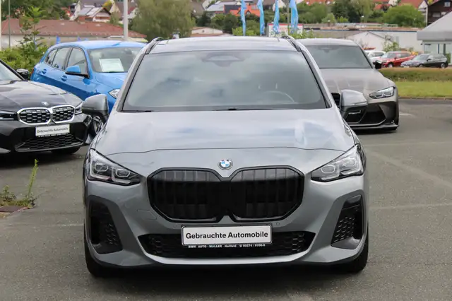 BMW 2 Series view 3