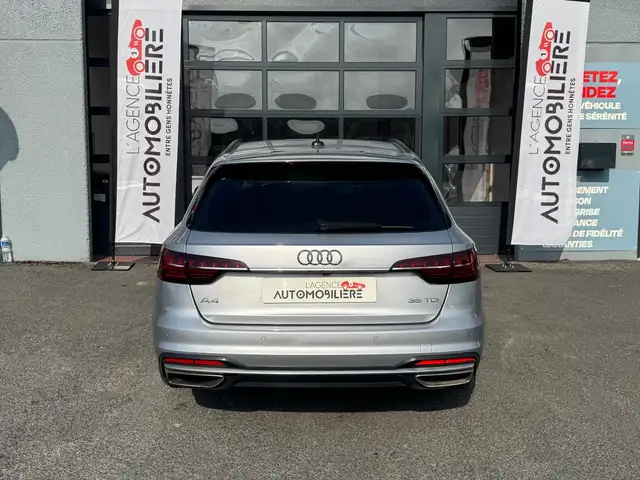 Audi A4 view 6