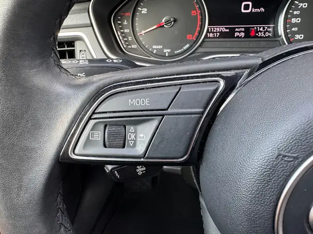 Audi A4 view 14