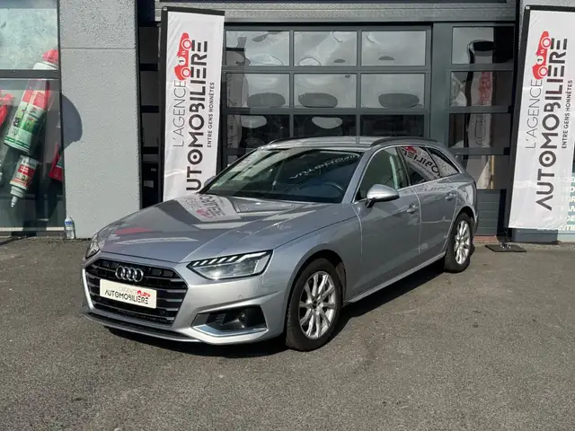 Audi A4 view 2