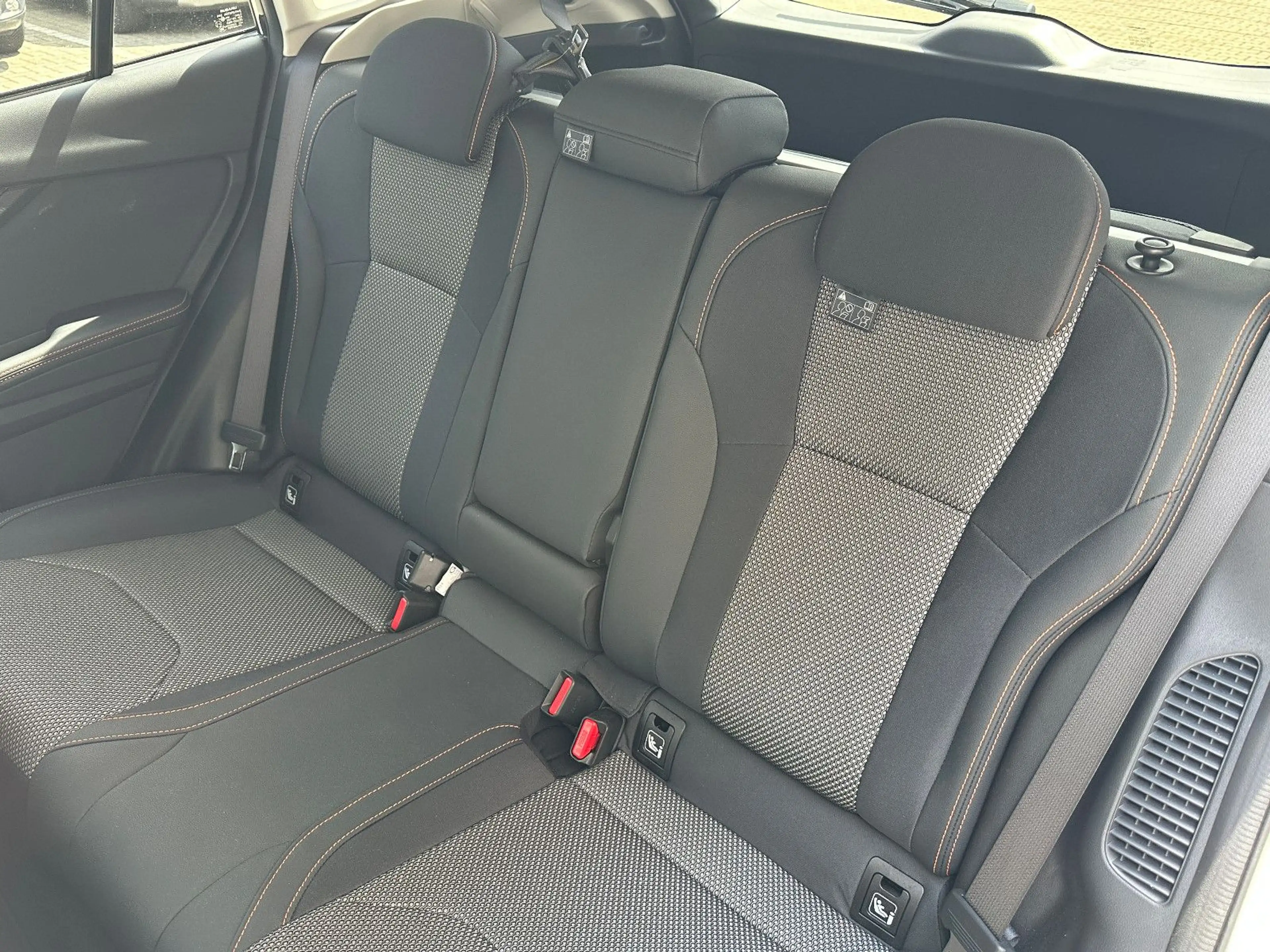 Subaru XV 2.0e Hybrid Boxer Comfort — photo 11