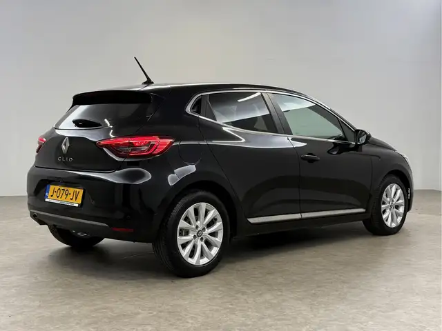 Renault Clio view 12