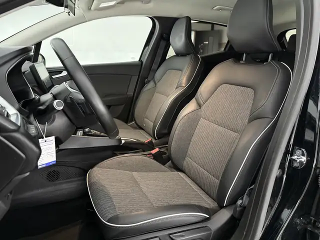 Renault Clio view 13