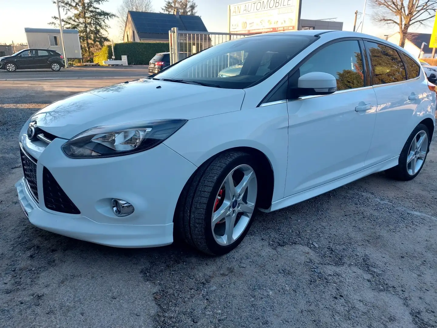 Ford Focus 1.5 ST LINE Wit - 1