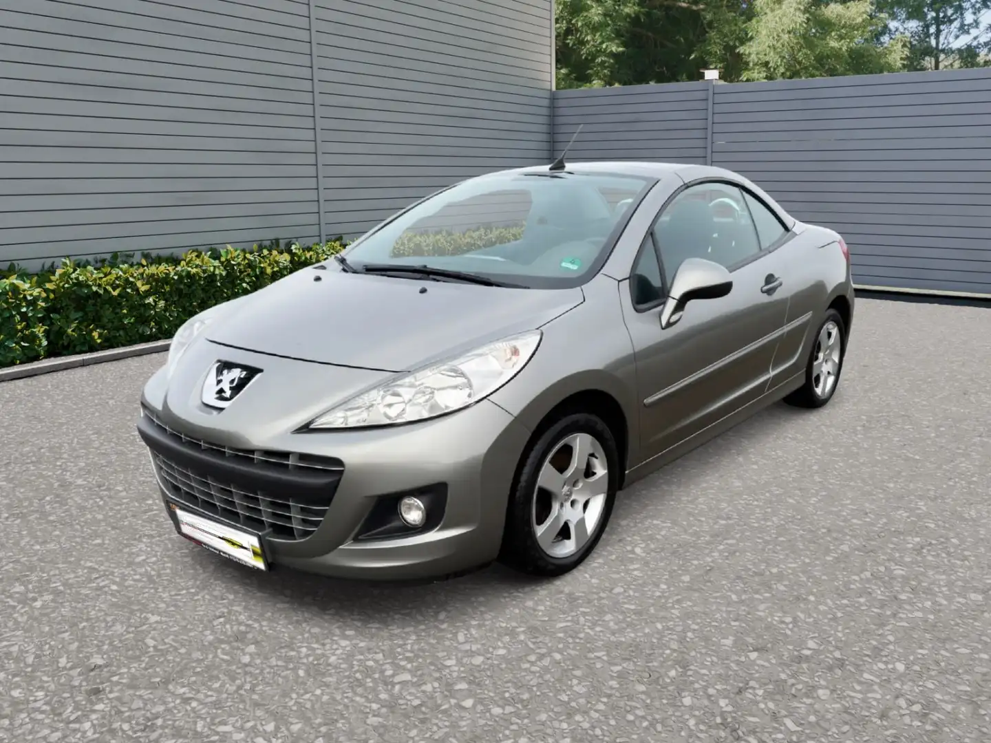Peugeot 207 CC Platinum 120 Grau - 1