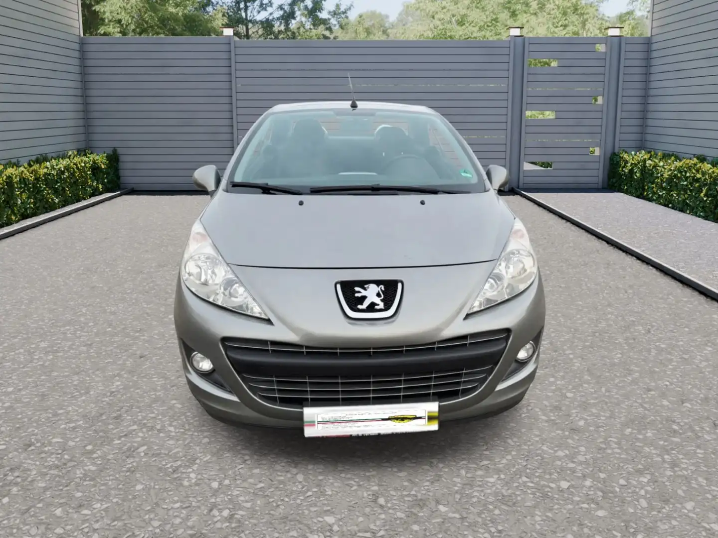 Peugeot 207 CC Platinum 120 Grau - 2