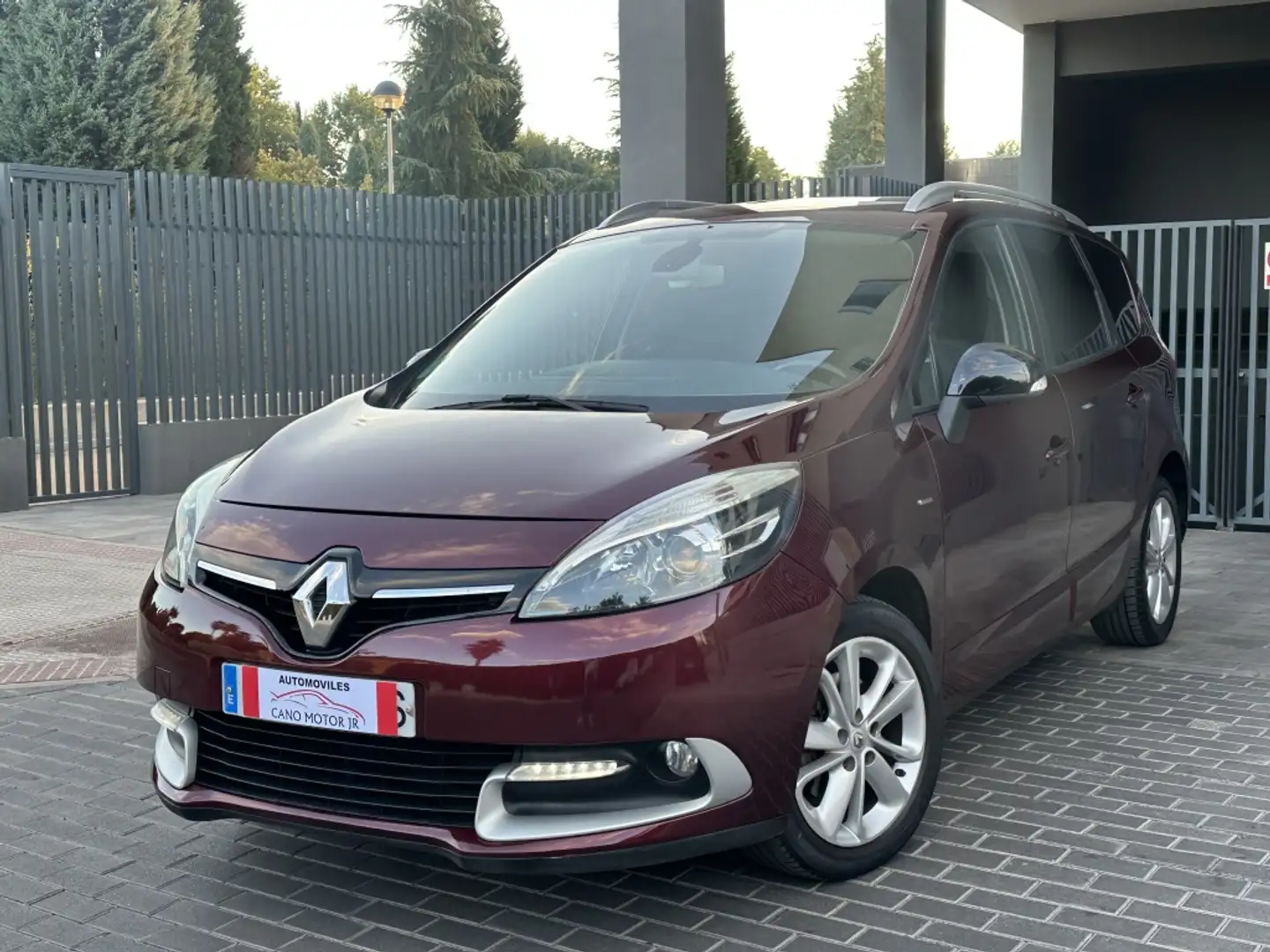 Renault Grand Scenic 1.6dCi Energy Limited 7pl. Mauve - 1