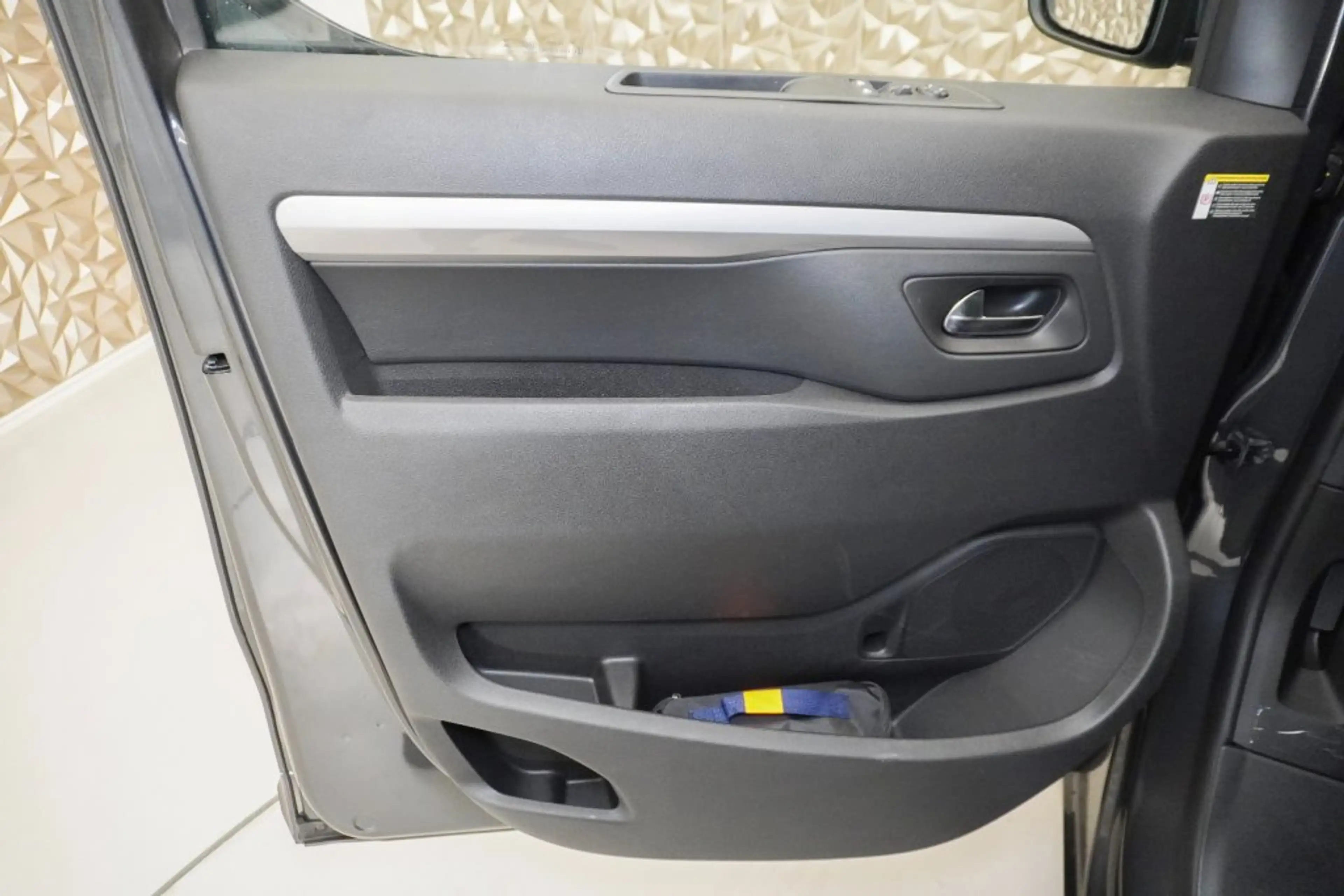 Peugeot Traveller PREMIUM L3 BHDI 180 EAT8 — photo 11