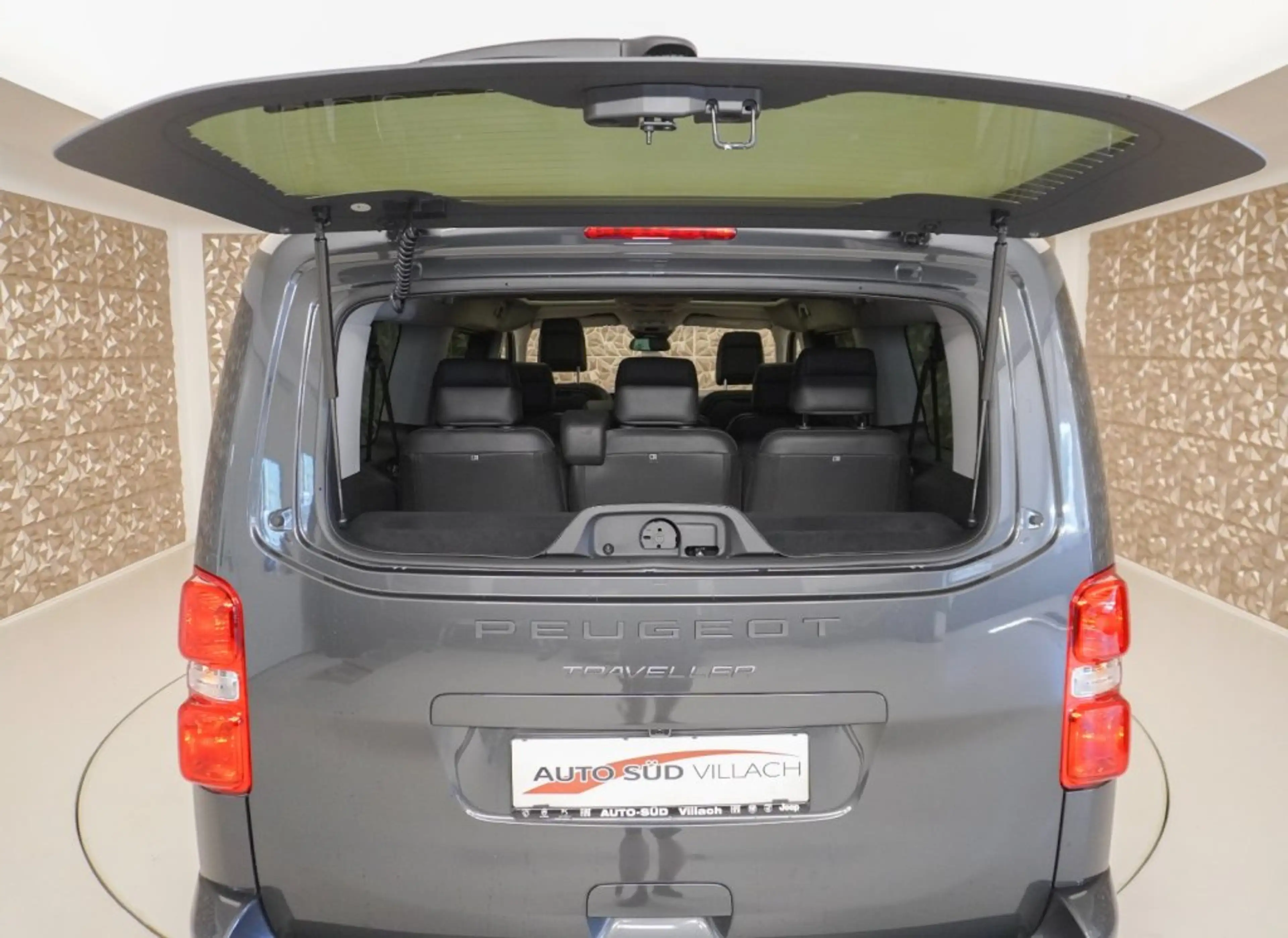 Peugeot Traveller PREMIUM L3 BHDI 180 EAT8 — photo 7