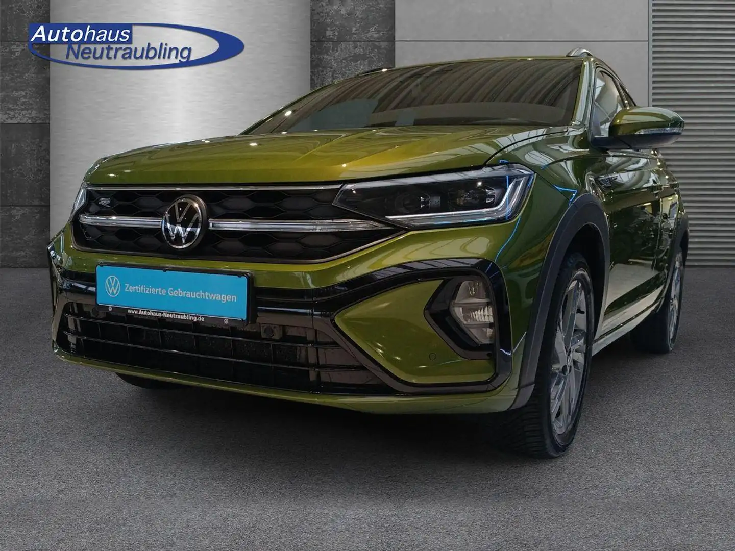 Volkswagen Taigo 1.0 TSI "R-LINE" 110 PS DSG+NAVI+REARVIEW+SHZ+ Grün - 2