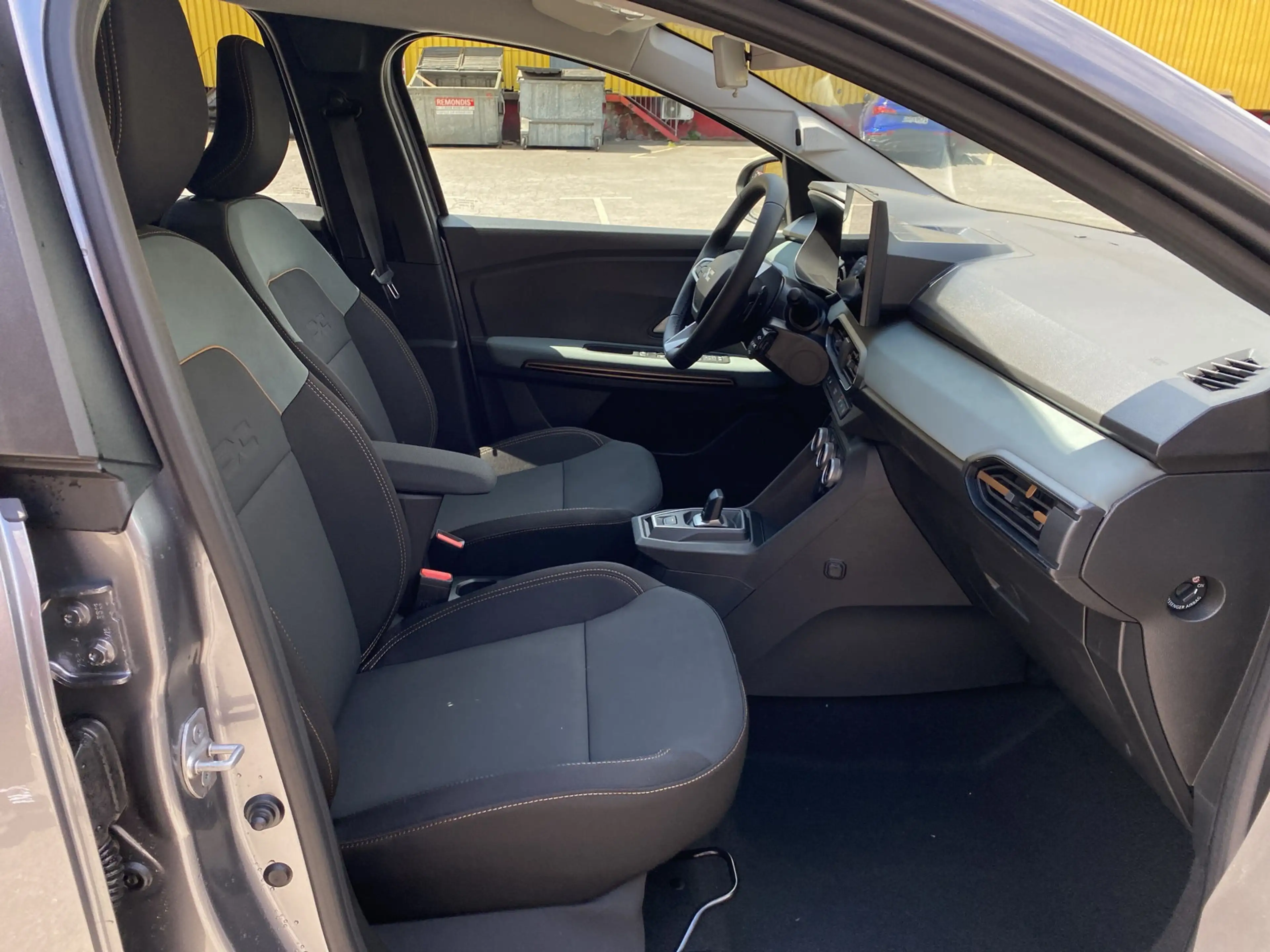 Dacia Jogger Extreme Eco-G 120 auto Sitzheizung 360° — photo 11