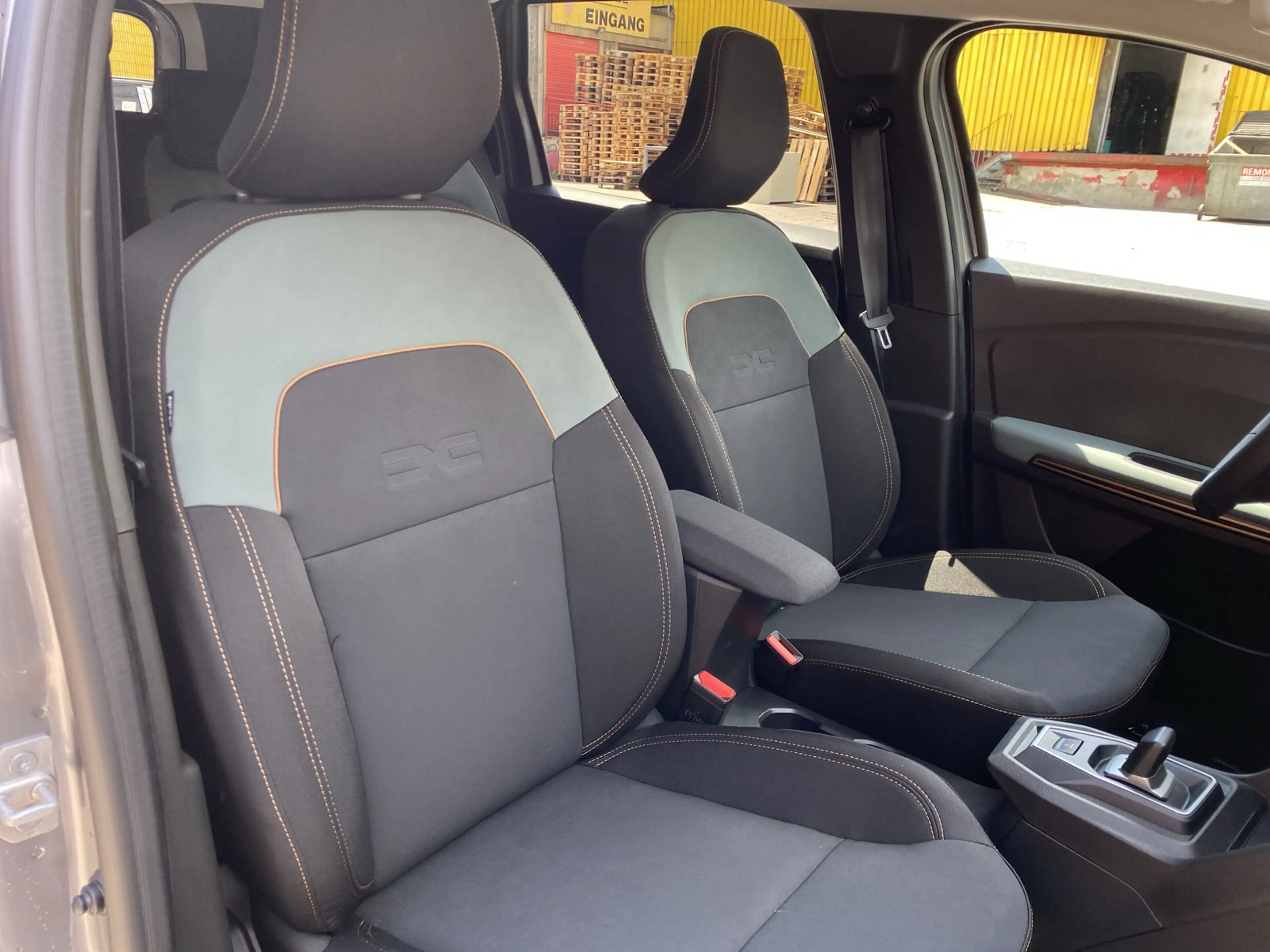 Dacia Jogger Extreme Eco-G 120 auto Sitzheizung 360° — photo 13