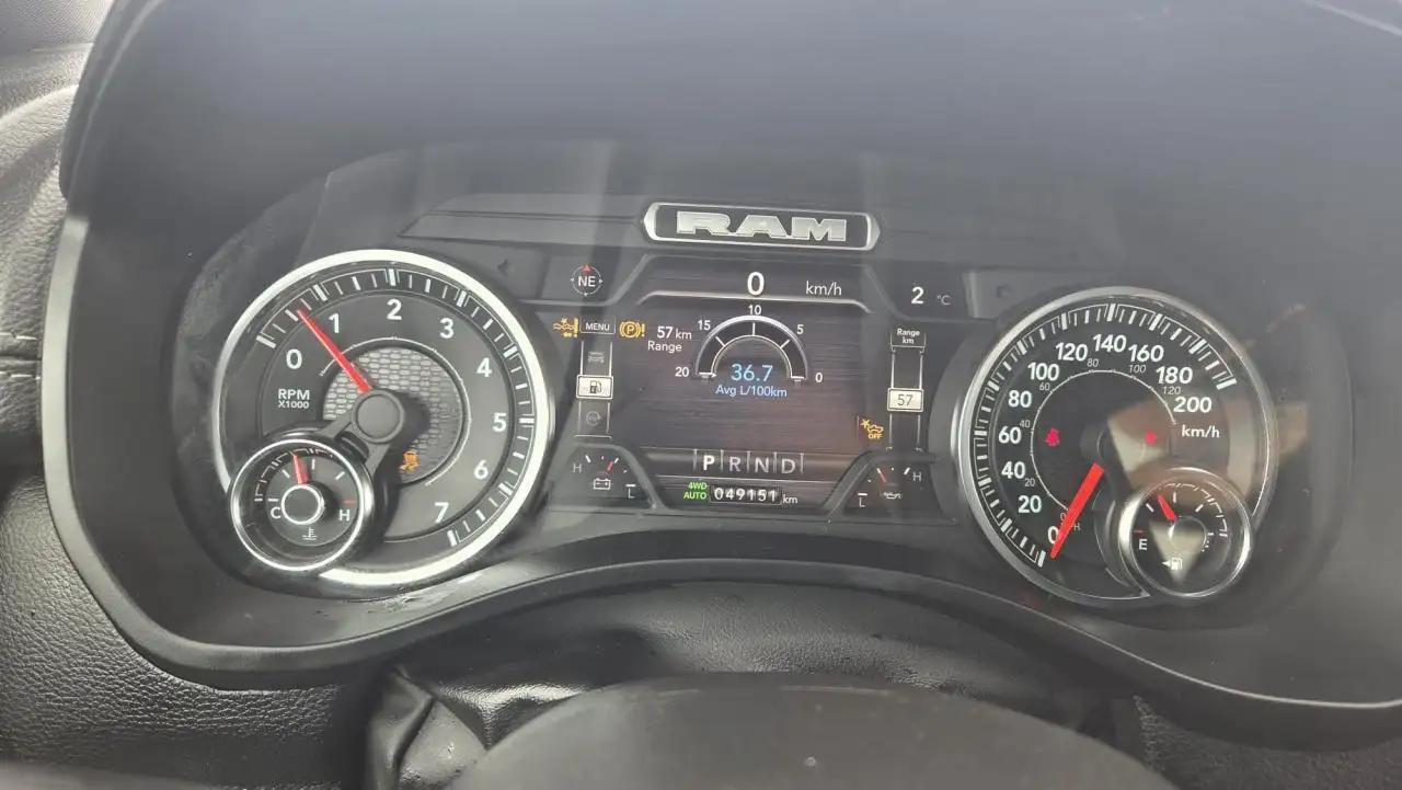 RAM 1500 снимка RAM 1500