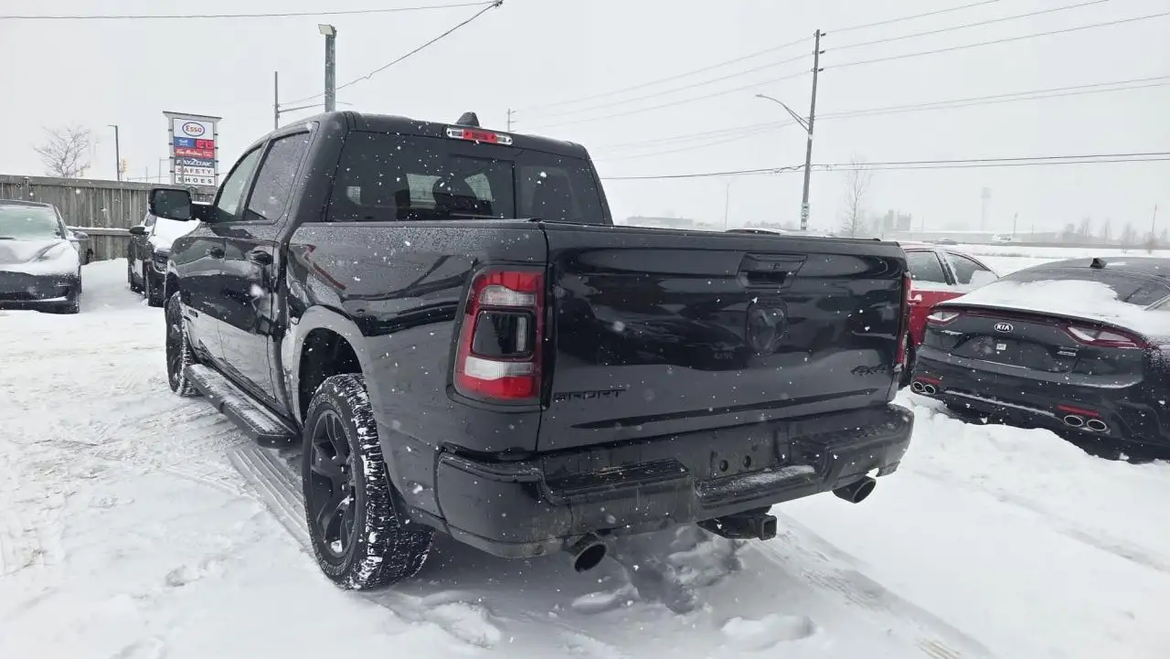 RAM 1500 снимка RAM 1500